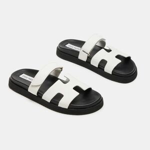 Steve Madden Mayven White/Black Sandals